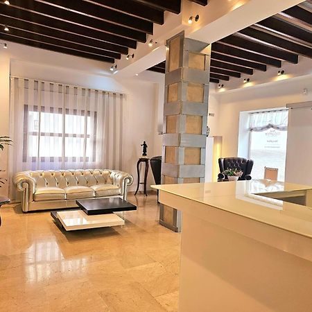 Hotel Clopy Rocamar Benidorm Bagian luar foto