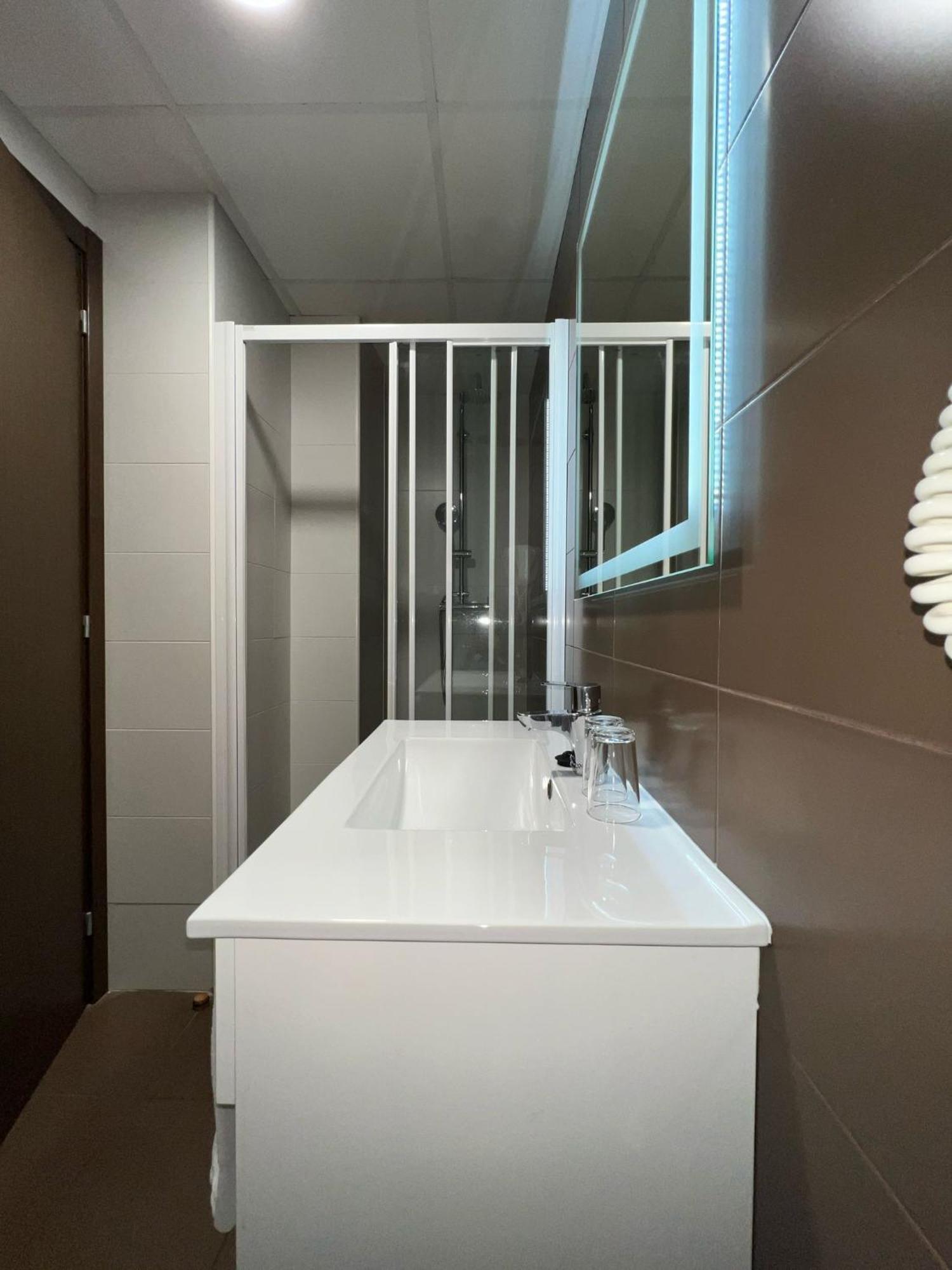 Hotel Clopy Rocamar Benidorm Bagian luar foto