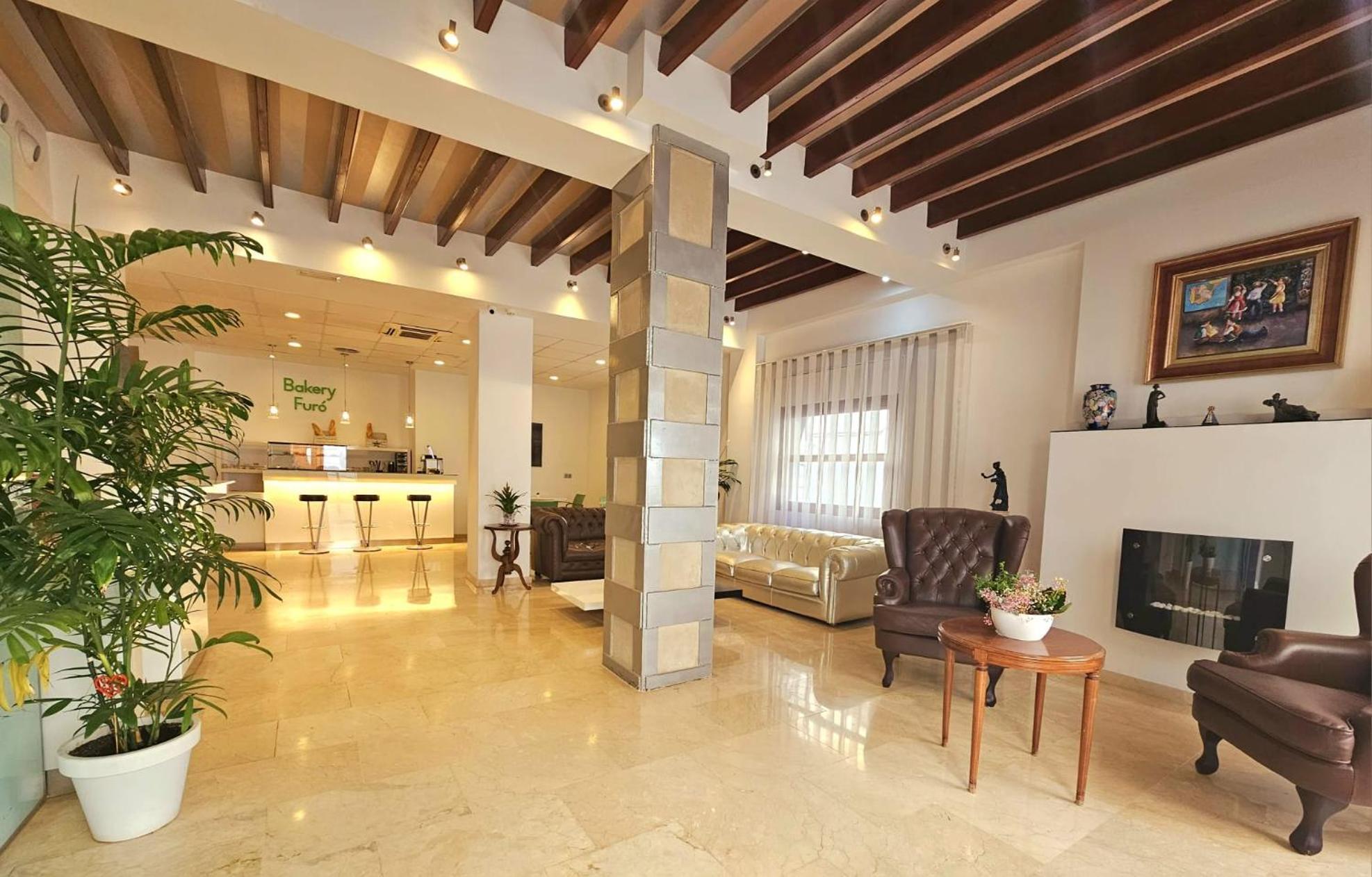 Hotel Clopy Rocamar Benidorm Bagian luar foto